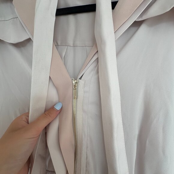 Reiss Alyana Mini Dress In Nude Collared Pleated Skirt Self Tie Belt Sz 6 - Picture 3 of 10